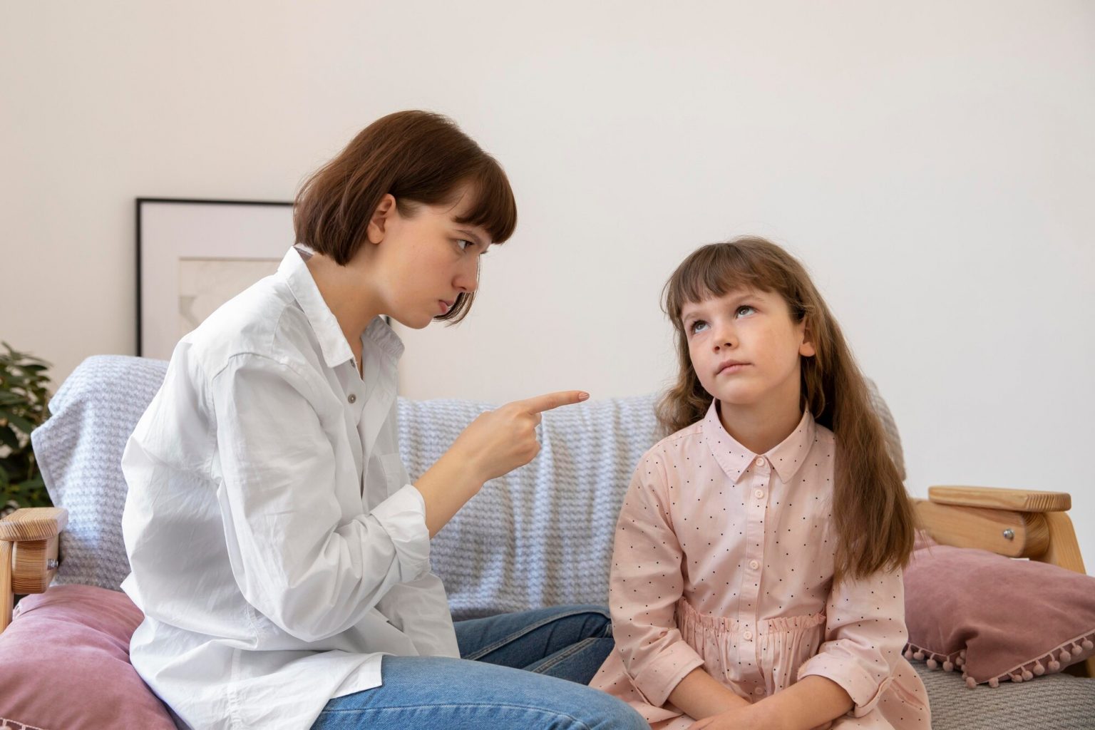 «И в кого ты такой уродился»: токсичные фразы родителей